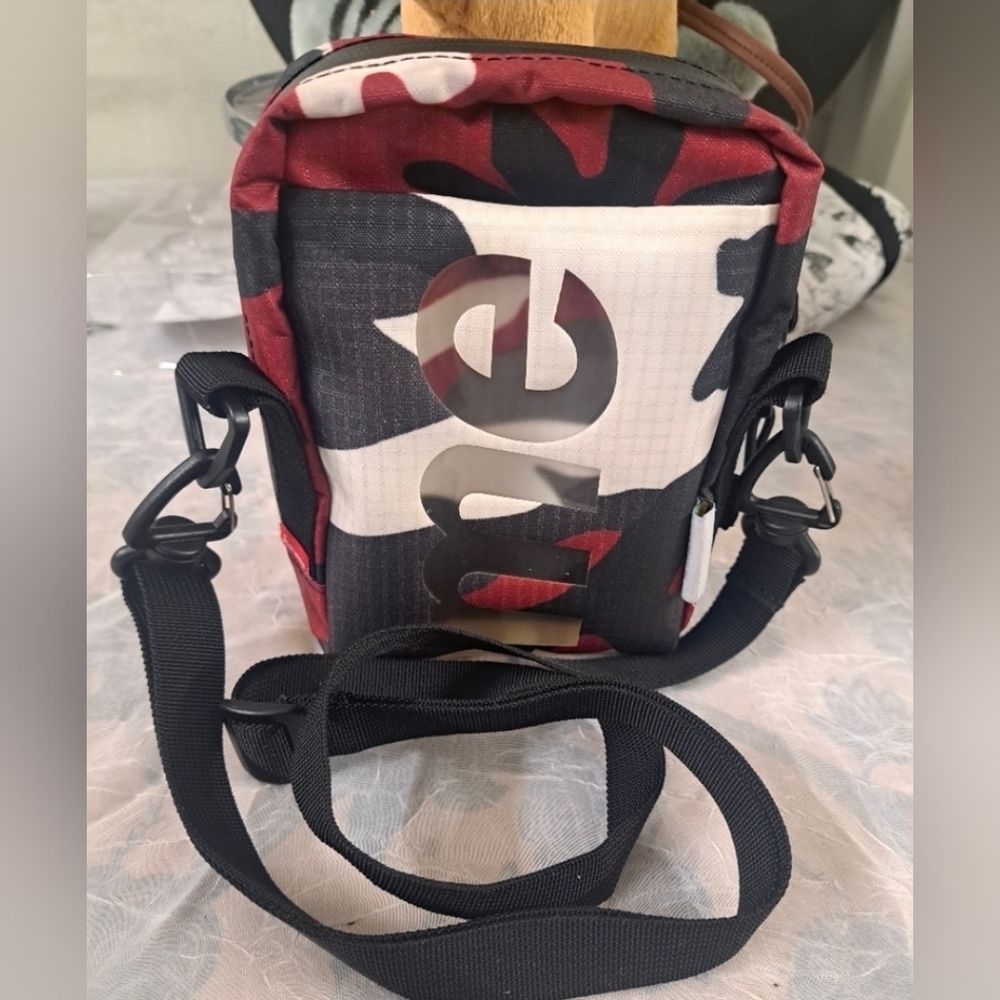 Supreme Neck Pouch Red Camo  Sling Shoulder Bag - Picture 2 of 11